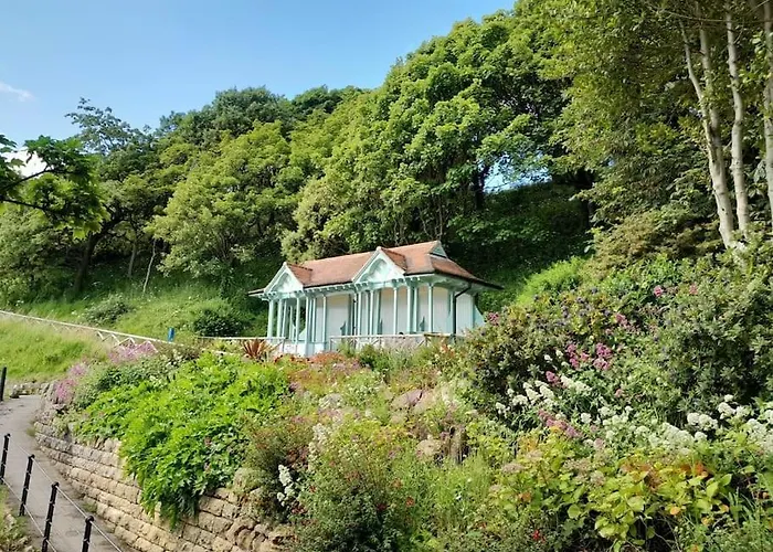 Edie's Hideaway * 스카버러