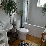 Semesterbostad Edie's Hideaway *